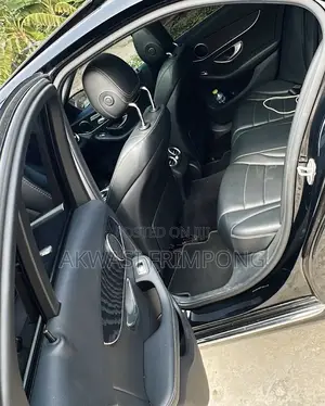 Mercedes-Benz C300 Sport 4Matic Sedan AWD (2.0L 4cyll 7A) 2016 Black