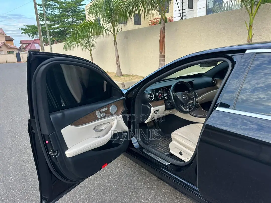 Mercedes-Benz E300 2018 Black