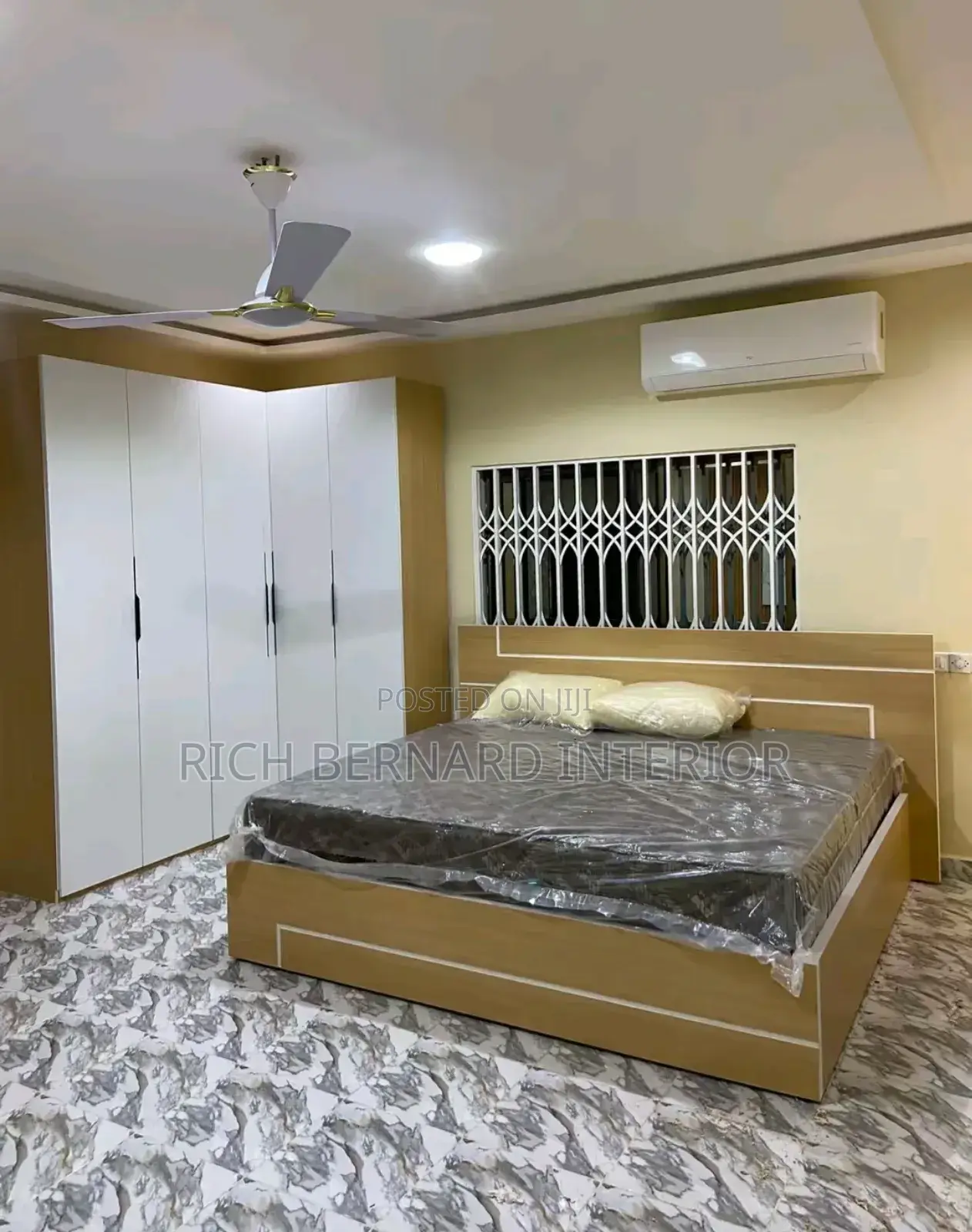 Modern Bedroom Set : Queen Size Bed + 4in1 Wardrobe + Led Dresser Set