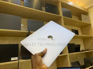 Laptop Apple MacBook Air 2018 8GB Intel Core i5 SSD 256GB