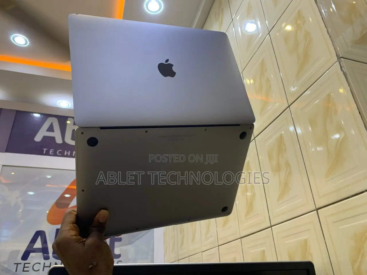 Laptop Apple MacBook Air 2018 8GB Intel Core i5 SSD 256GB