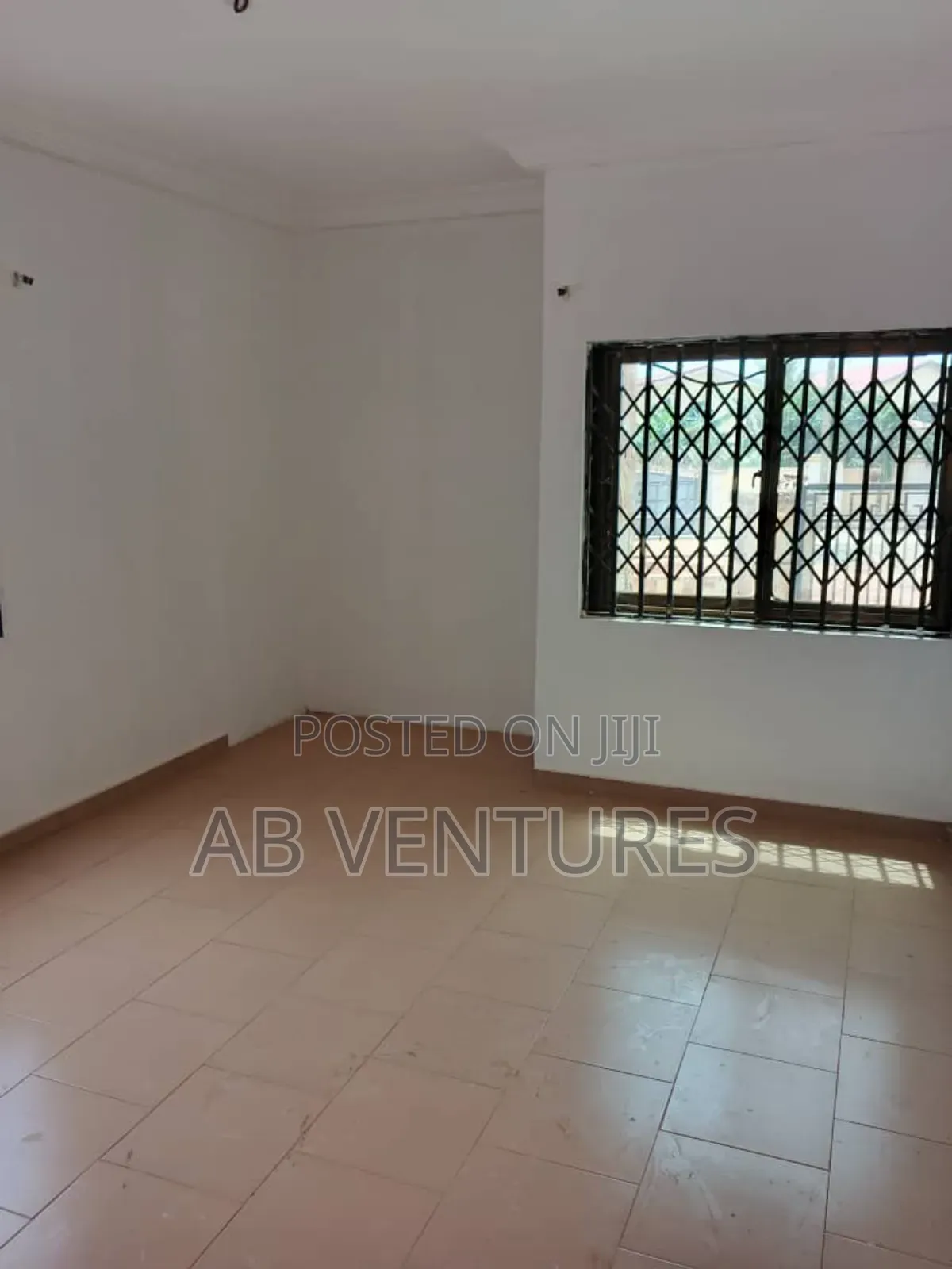 2bdrm Apartment in Amanfro, Valley View Area for rent