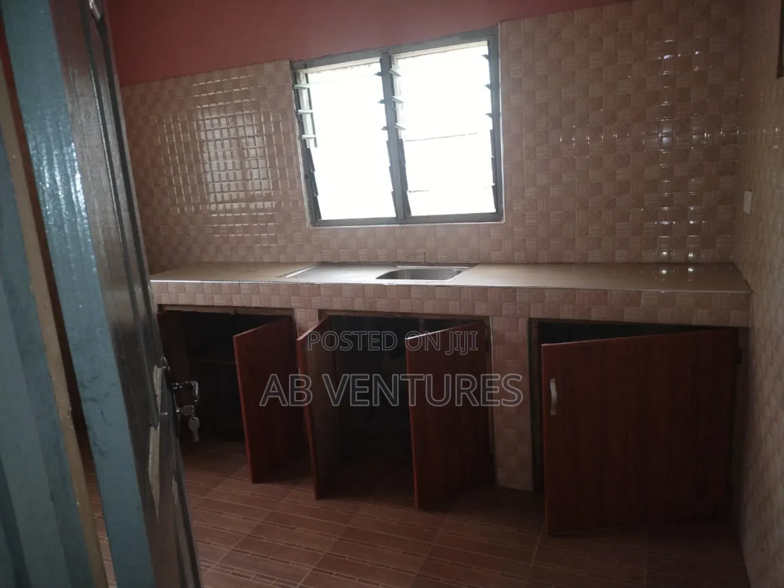 2bdrm Apartment in Appolonia City, Valley View Area for rent