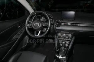 Toyota Yaris 2018 Blue