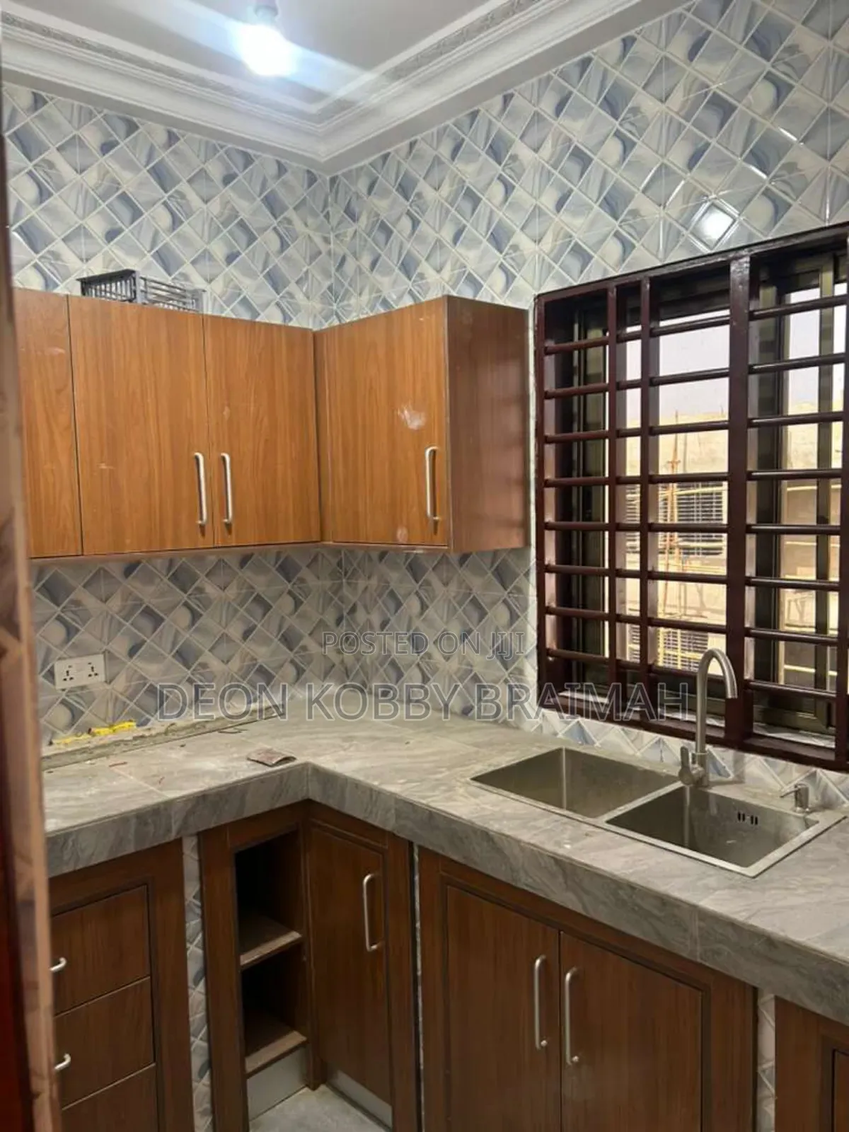 1bdrm Apartment in Right Properties, Adenta for rent