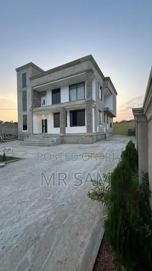 5bdrm House in Sam Properties, Old Barrier for sale