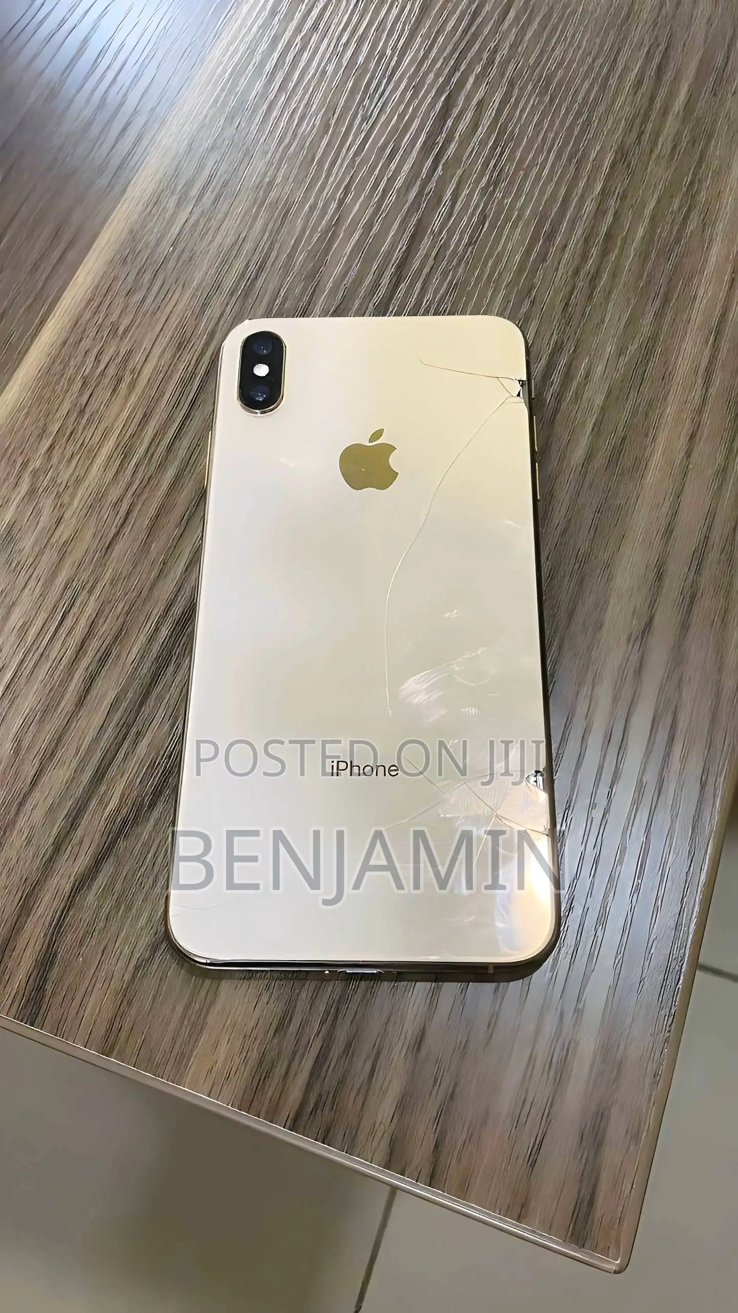 Apple iPhone XS Max 64 GB Gold