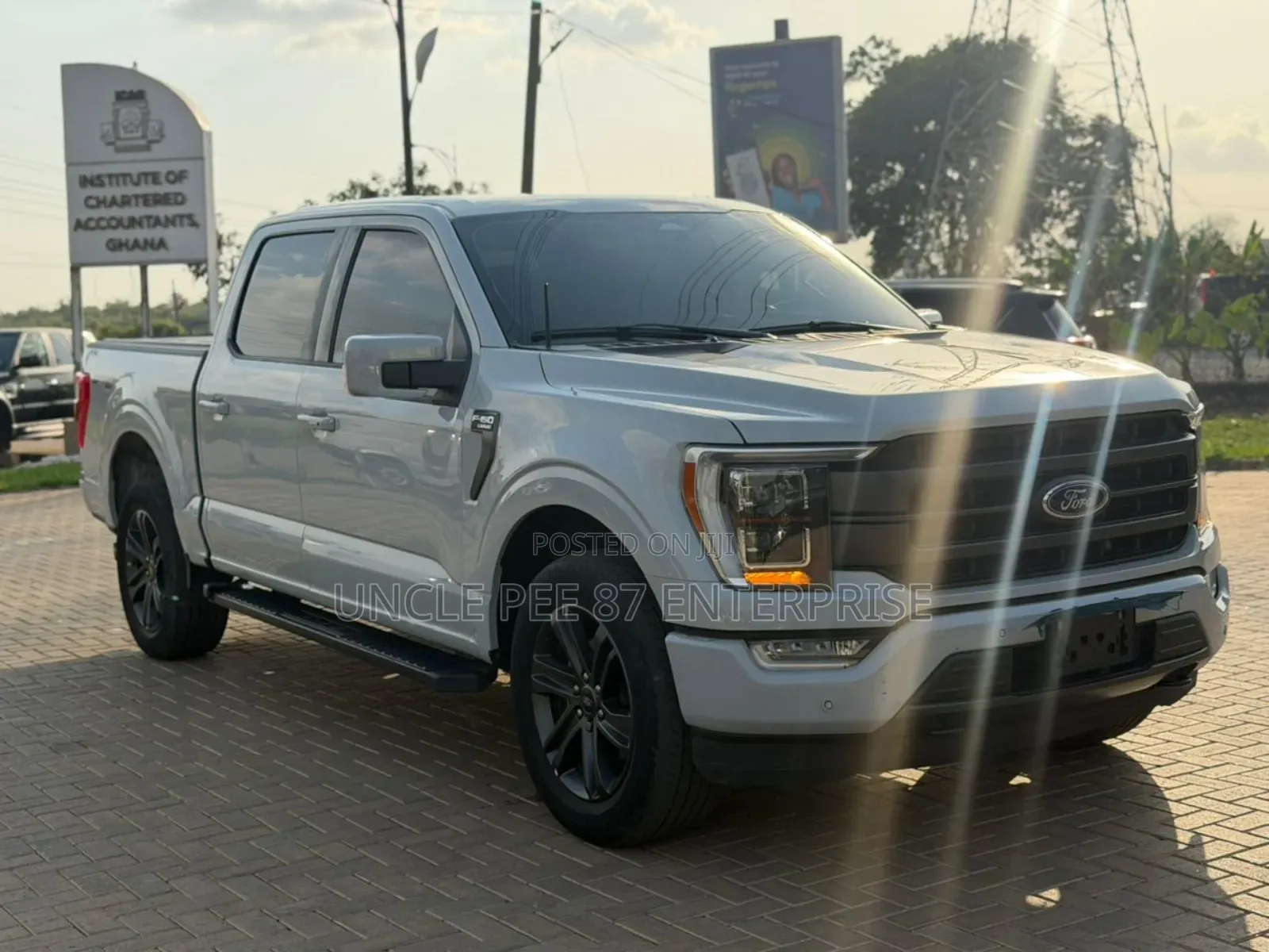 Ford F-150 XLT 2023 White