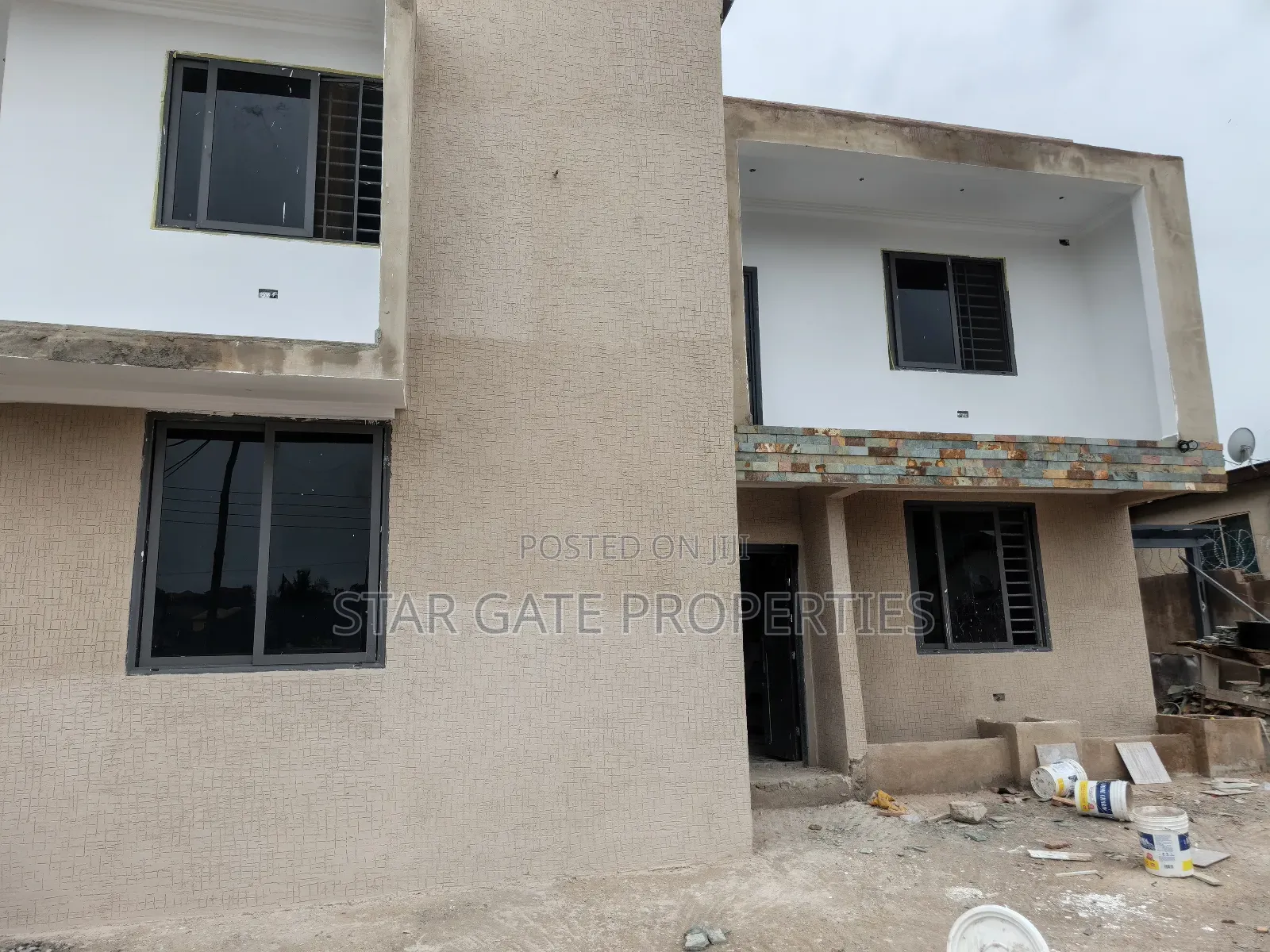 4bdrm House in Buokrom Estate, Kumasi Metropolitan for sale