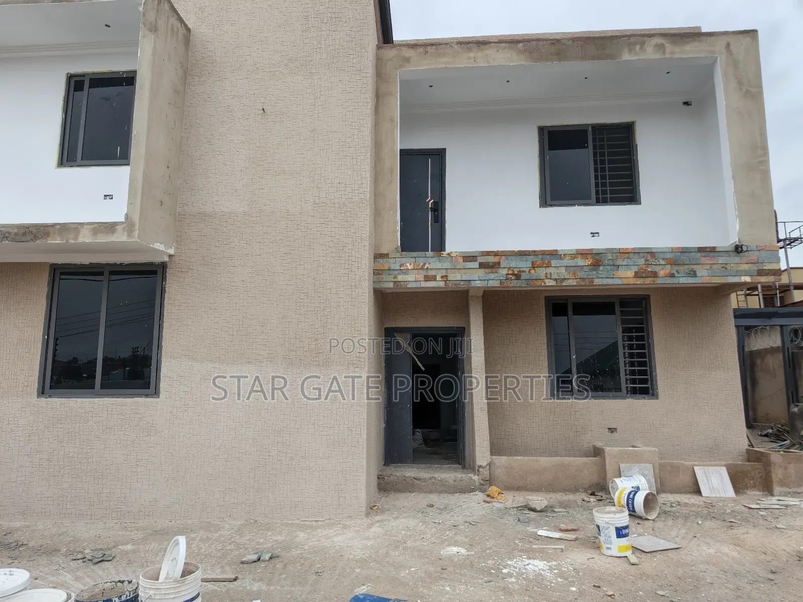 4bdrm House in Buokrom Estate, Kumasi Metropolitan for sale