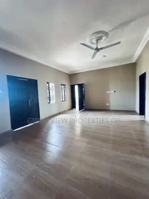 2bdrm Apartment in West Hills Mall Area for rent