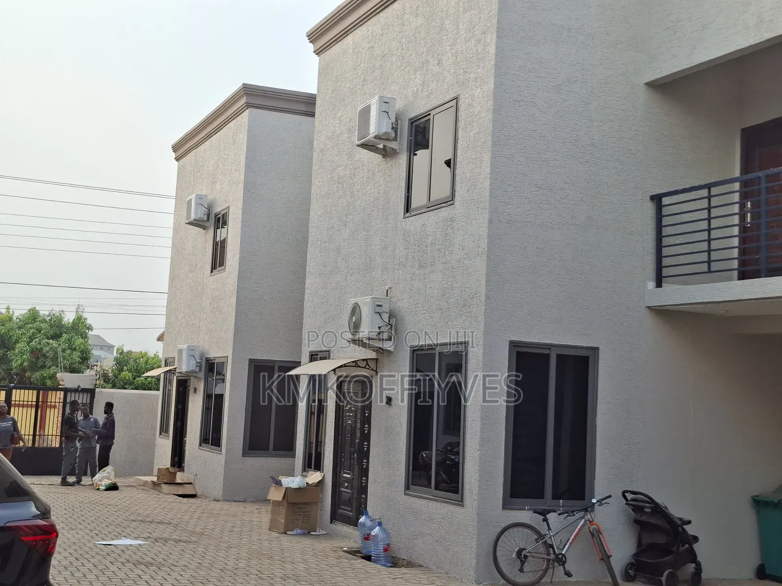 3bdrm Apartment in Lake Side Estate for sale