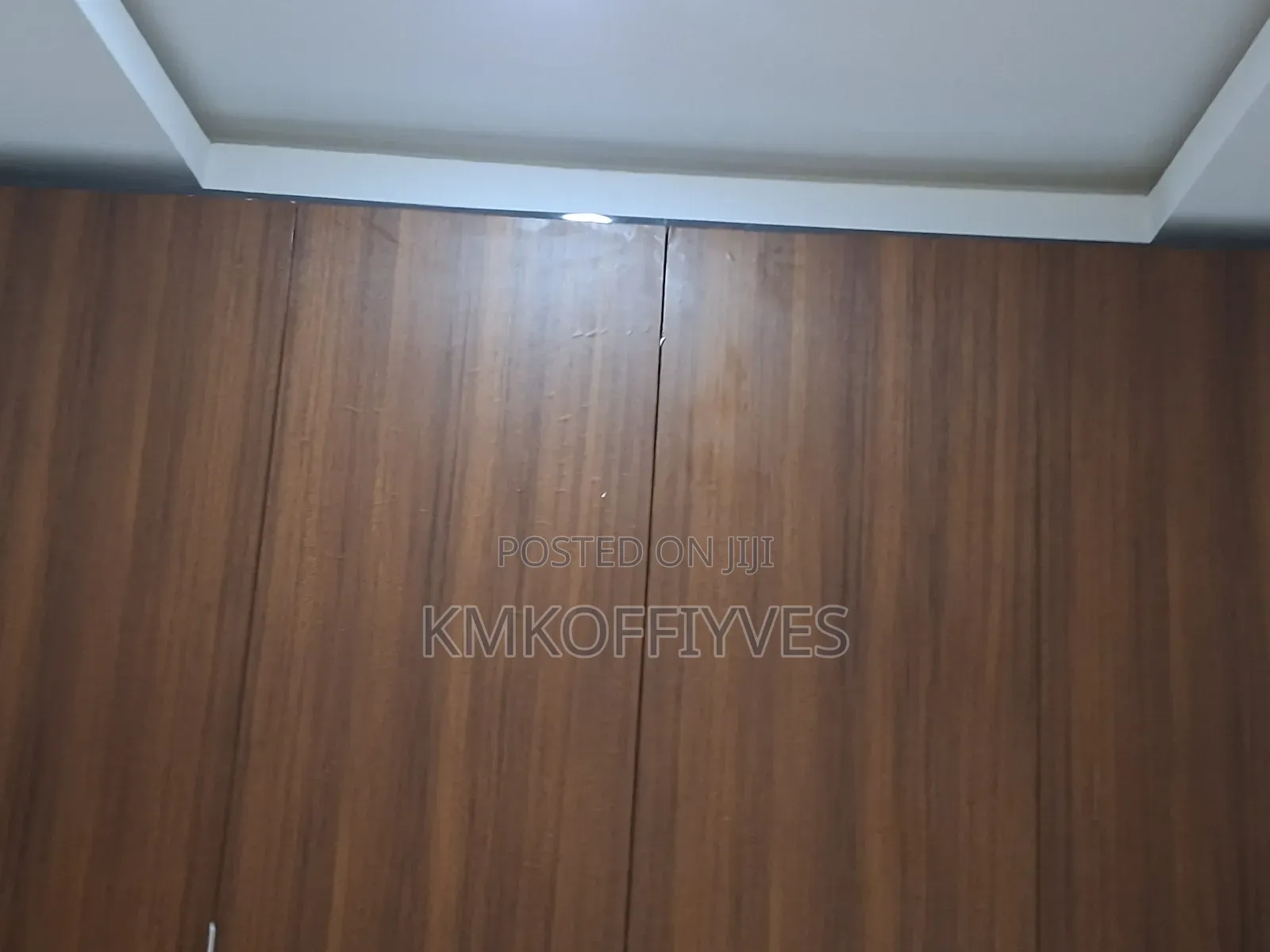 3bdrm Apartment in Lake Side Estate for sale
