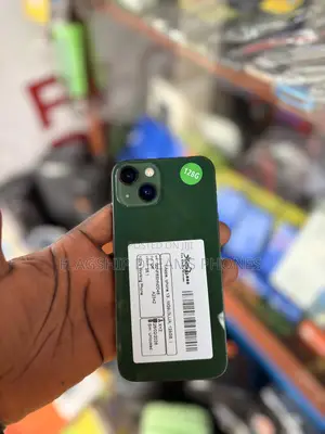 Apple iPhone 13 128 GB Green