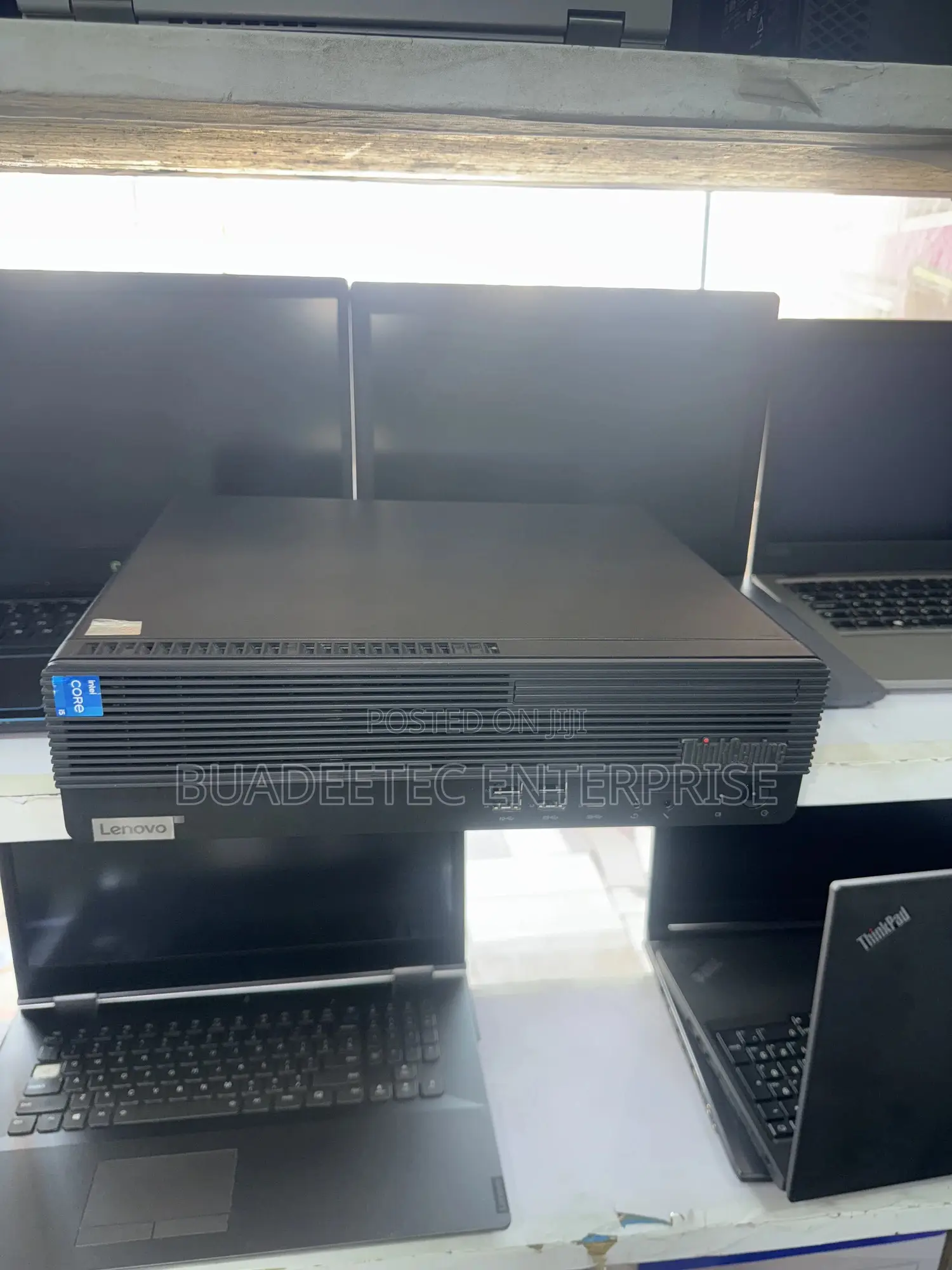 Desktop Computer Lenovo 8GB Intel Core i5 SSD 512GB