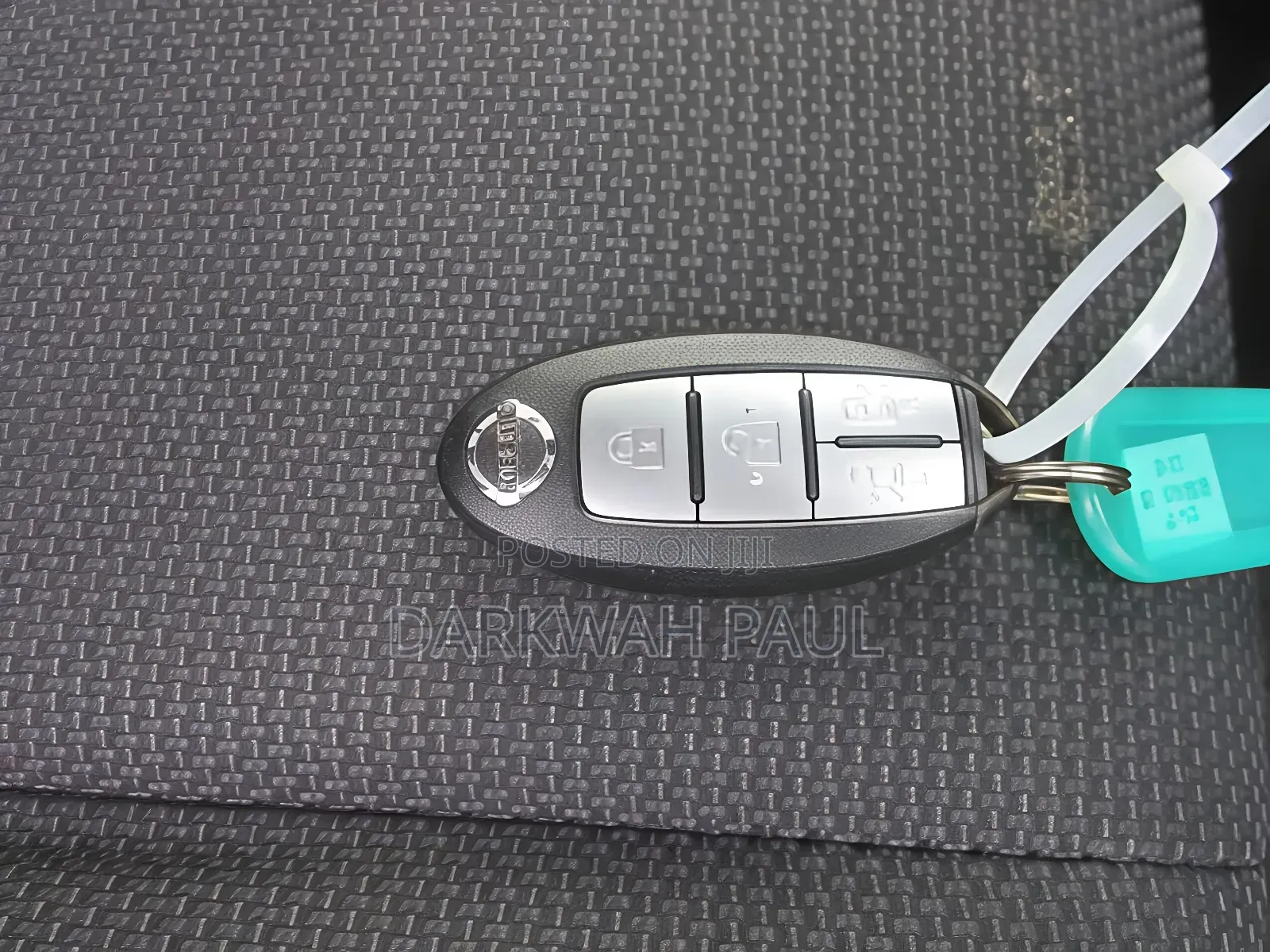 Nissan Serena 2017 Silver