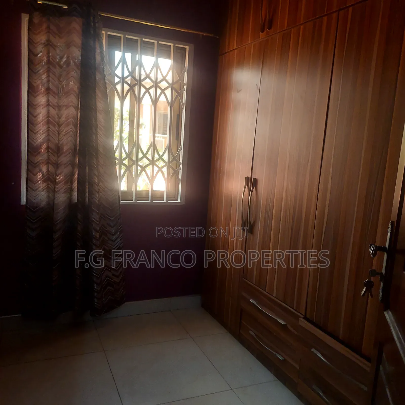 6bdrm House in Kg Franco Properties, Airport Residential Area for rent