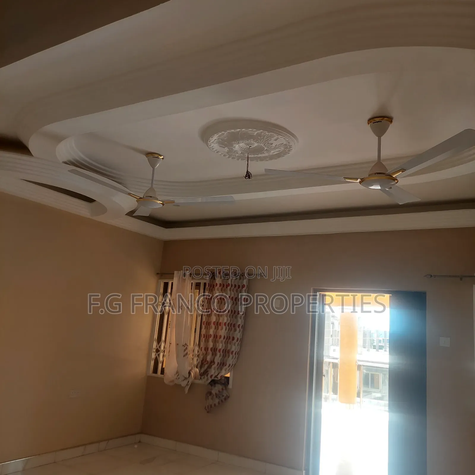 6bdrm House in Kg Franco Properties, Airport Residential Area for rent