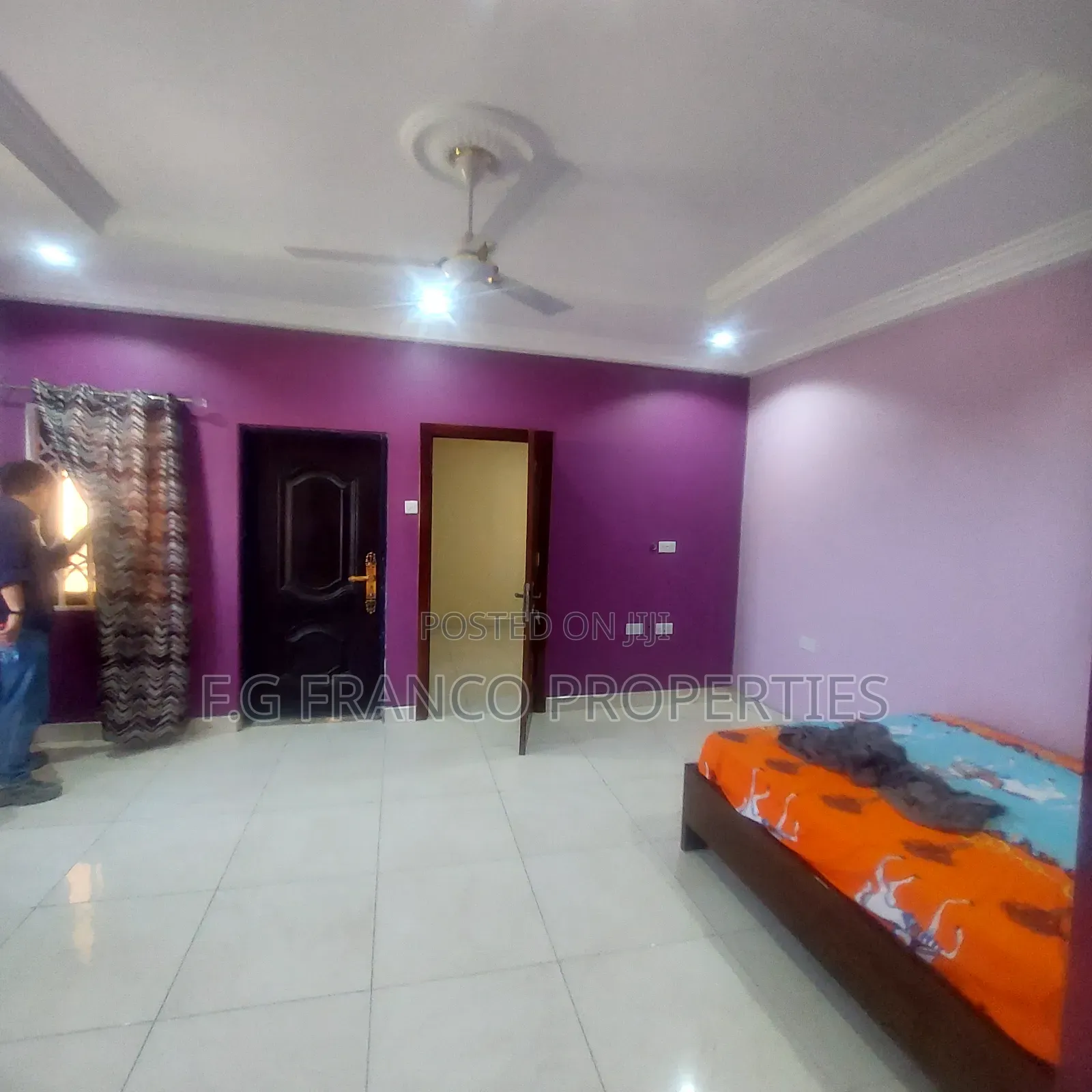 6bdrm House in Kg Franco Properties, Airport Residential Area for rent