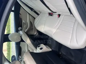 Dodge B2000 2017 White