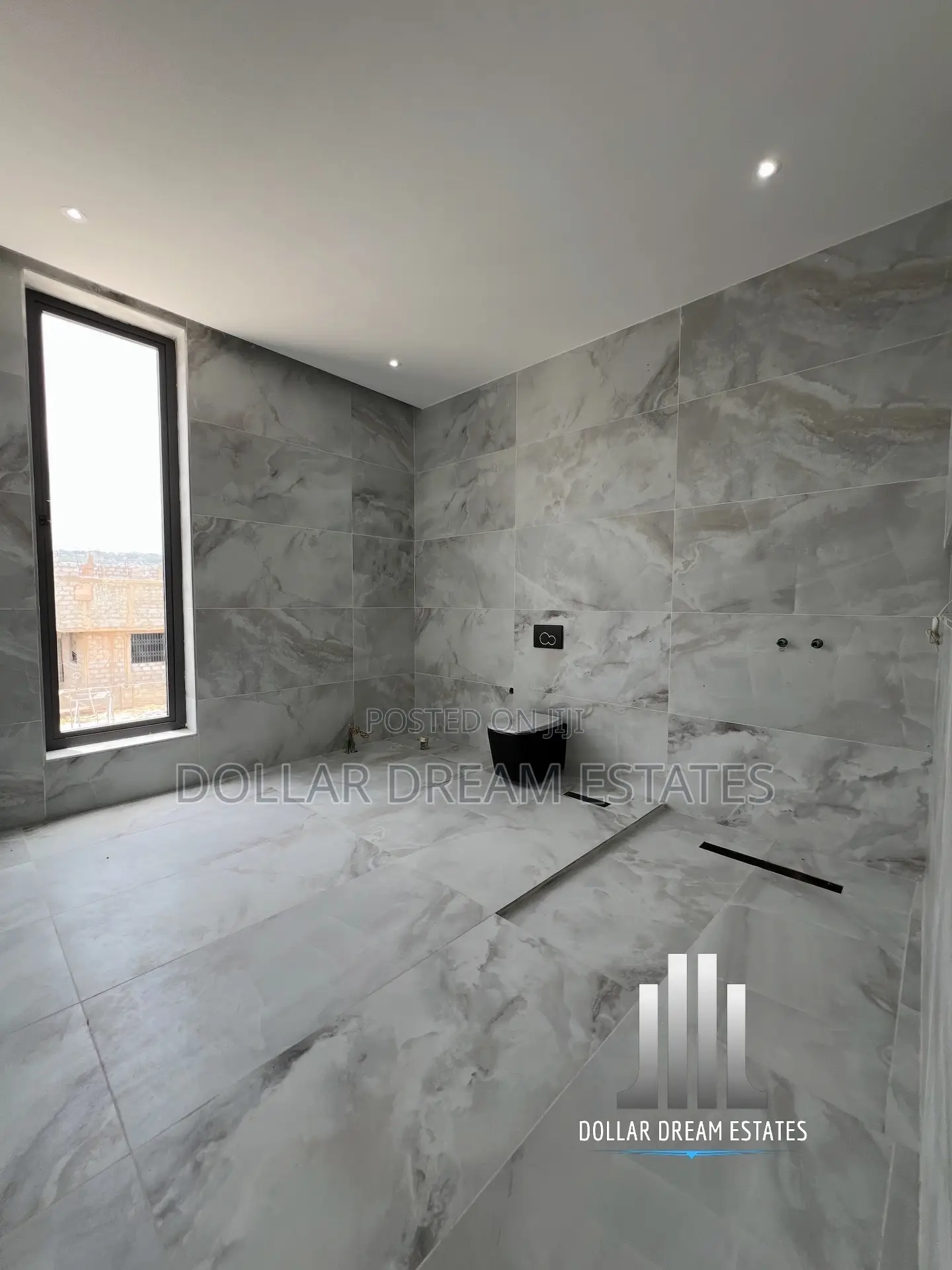 5bdrm House in Oyarifa for sale