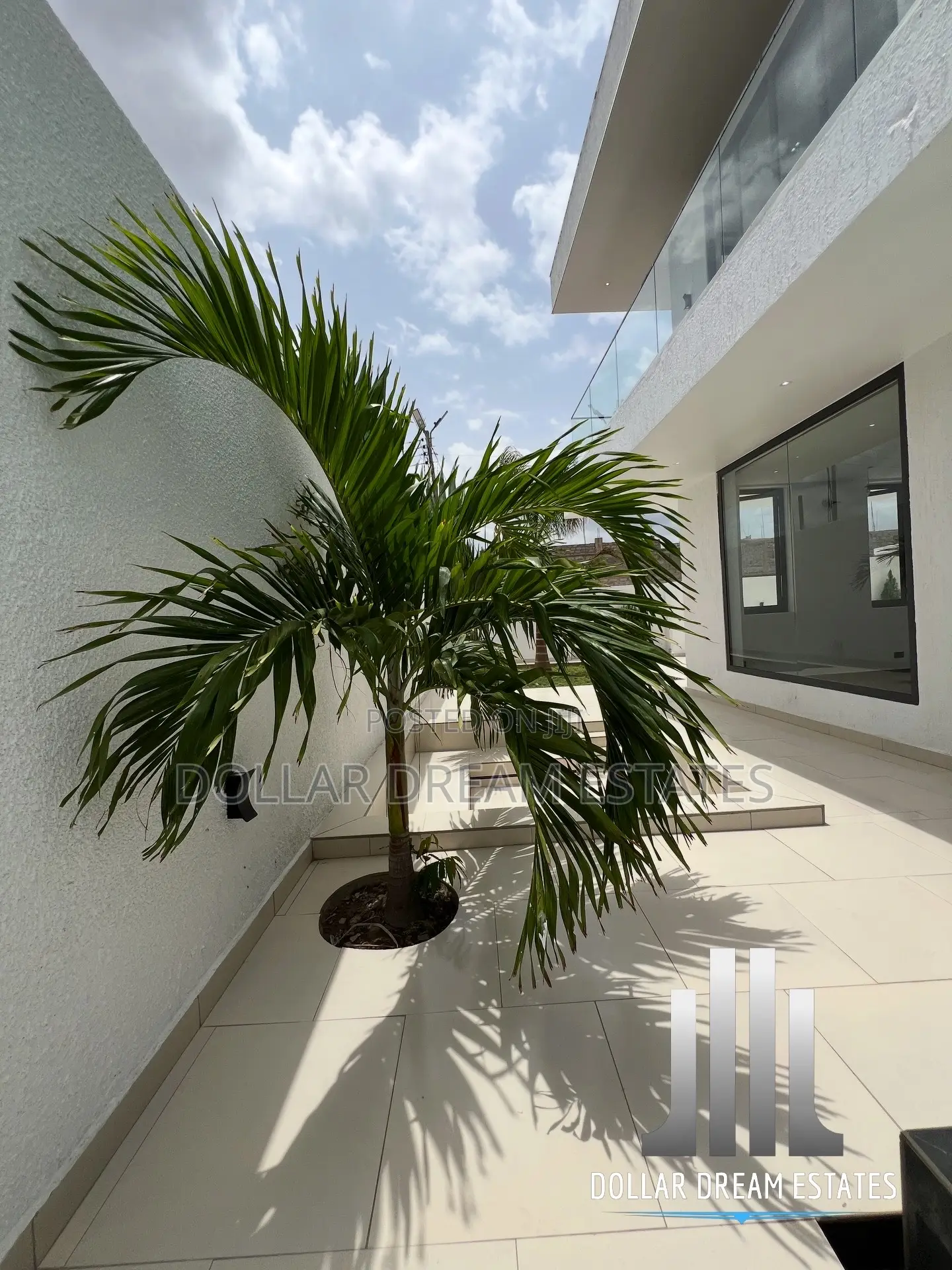 5bdrm House in Oyarifa for sale