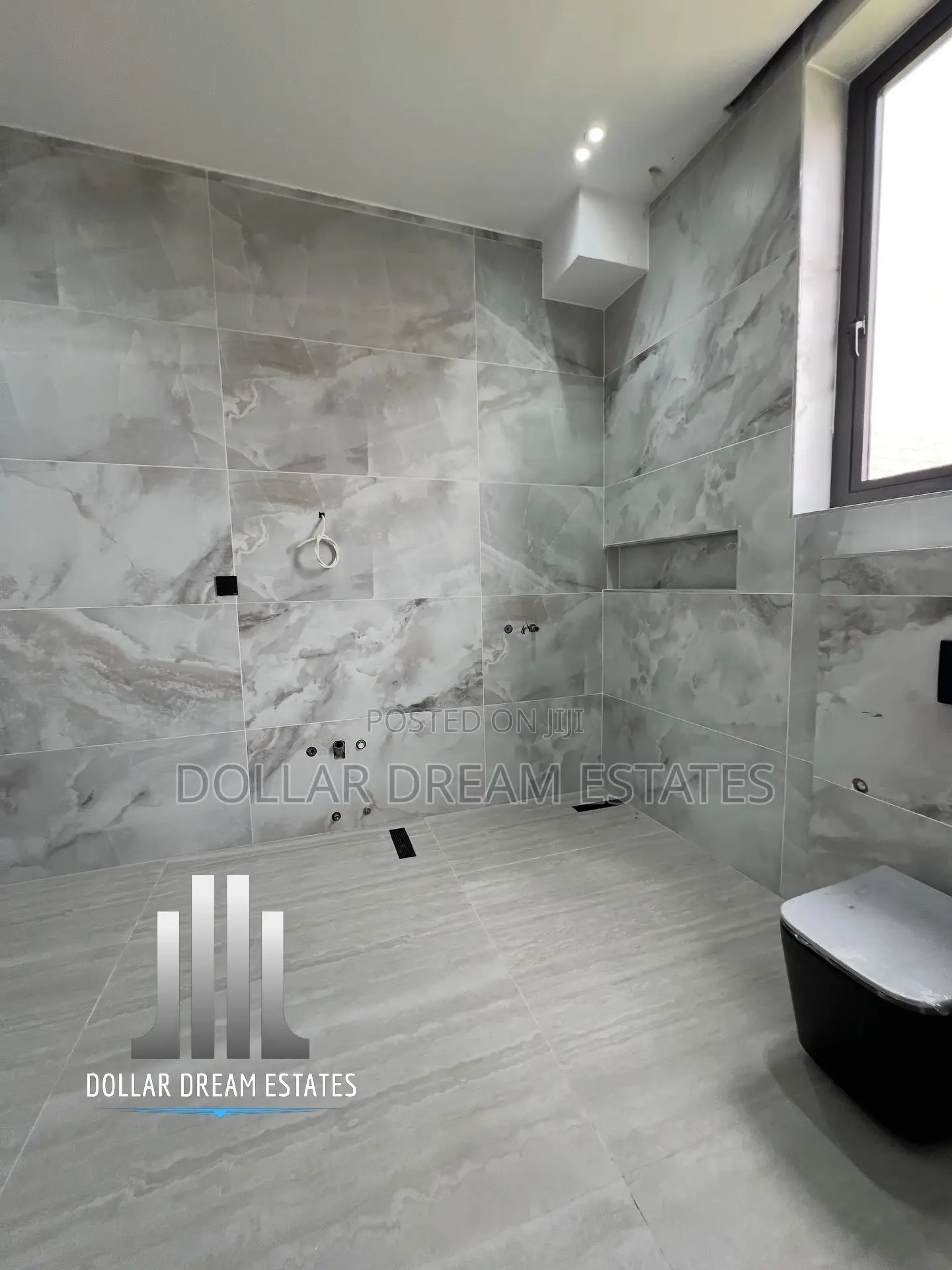 5bdrm House in Oyarifa for sale