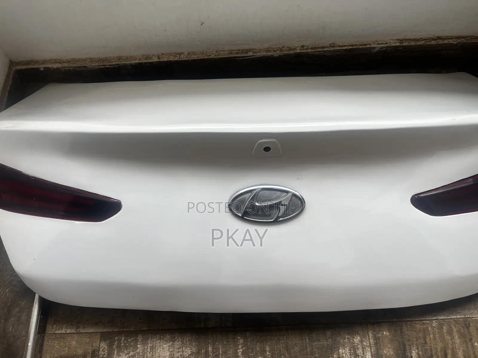 Hyundai Elantra 2020 Booth/Trunk