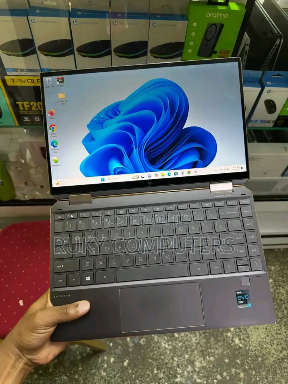 New Laptop HP Spectre X360 16GB Intel Core i7 SSD 512GB