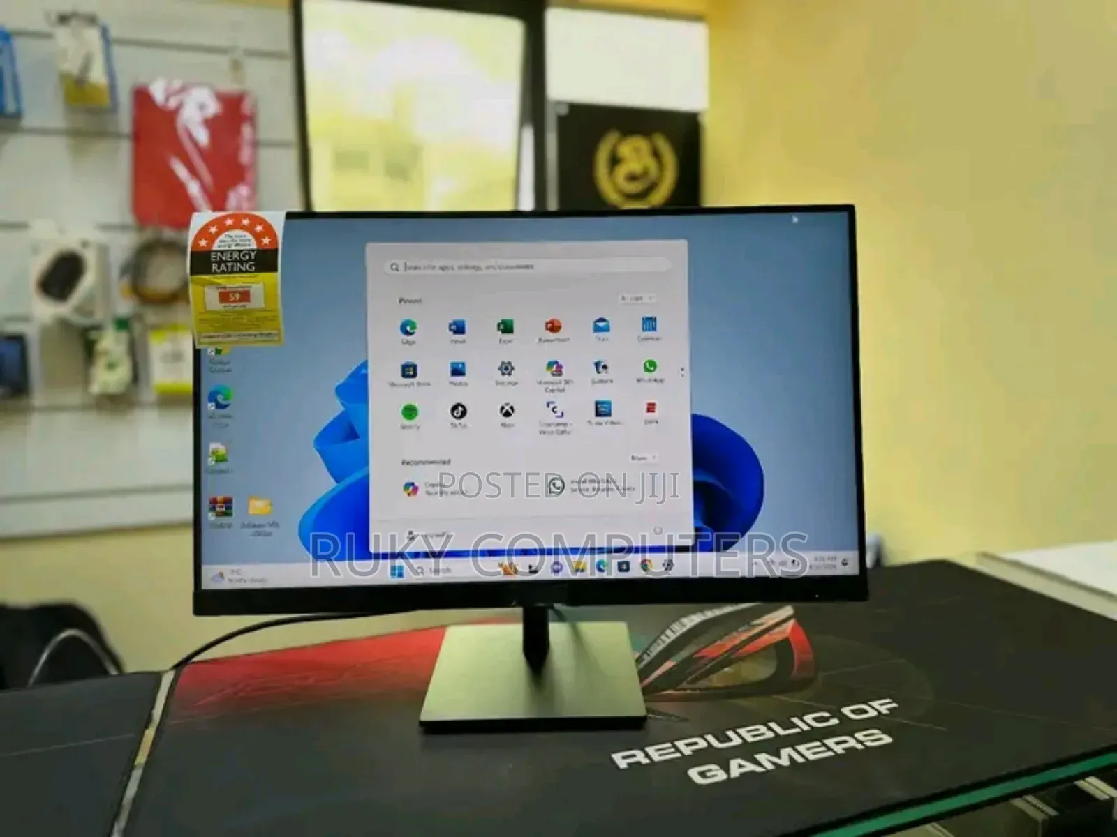 New Desktop Computer HP 200 G4 All-in-One 16GB Intel Core i7 SSD 512GB