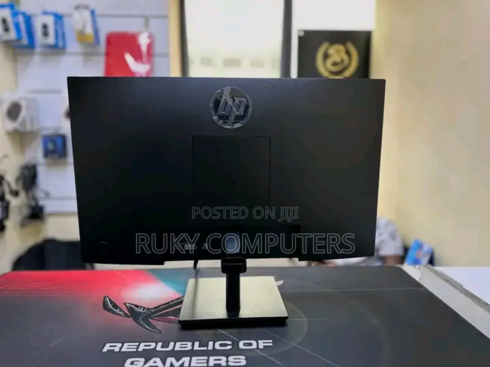 New Desktop Computer HP 200 G4 All-in-One 16GB Intel Core i7 SSD 512GB