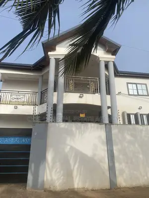 5bdrm Duplex in Chis-Lon Broker’S, Toll Booth for rent