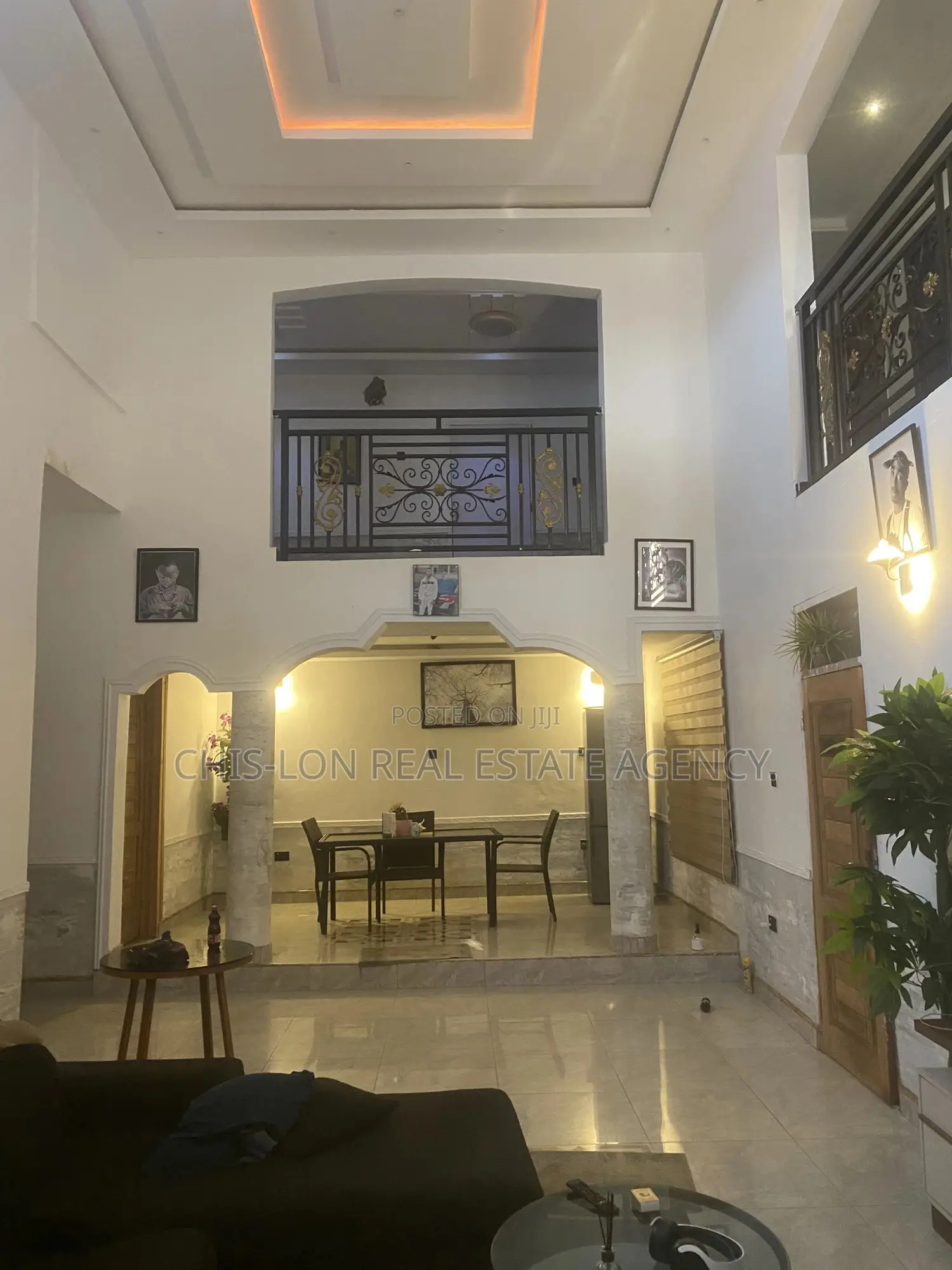 5bdrm Duplex in Chis-Lon Broker’S, Toll Booth for rent