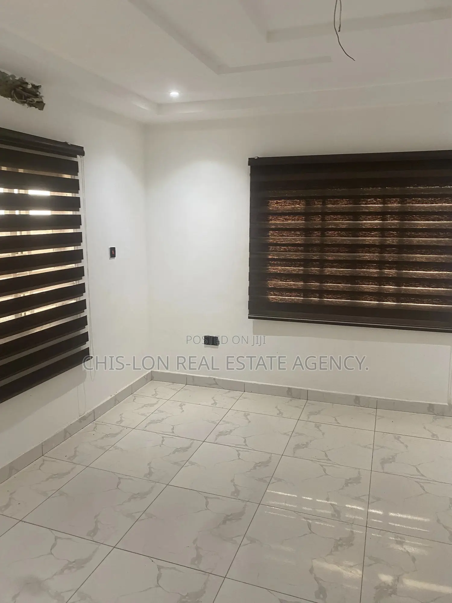 5bdrm Duplex in Chis-Lon Broker’S, Toll Booth for rent