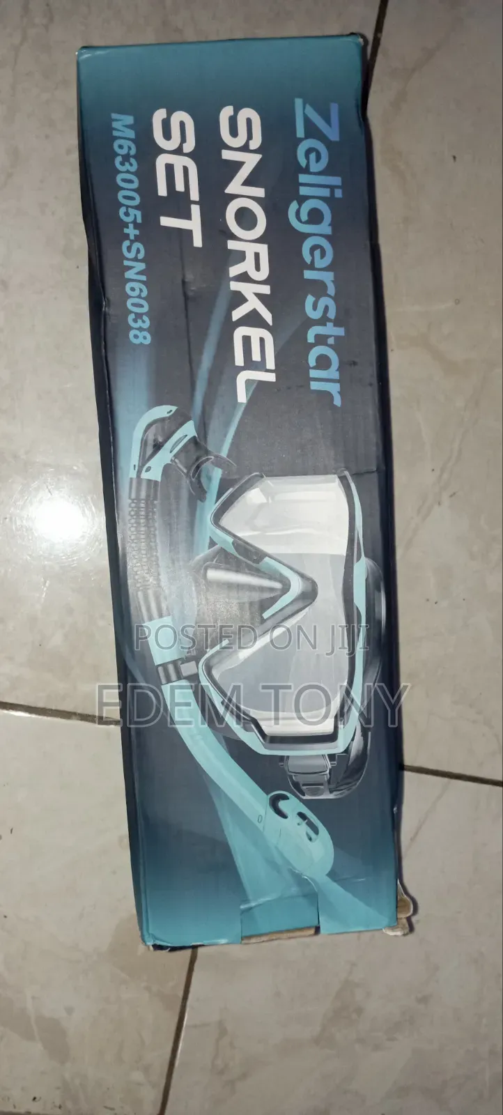 Zeligerstar Snorkel Set Designed for Underwater Exploration