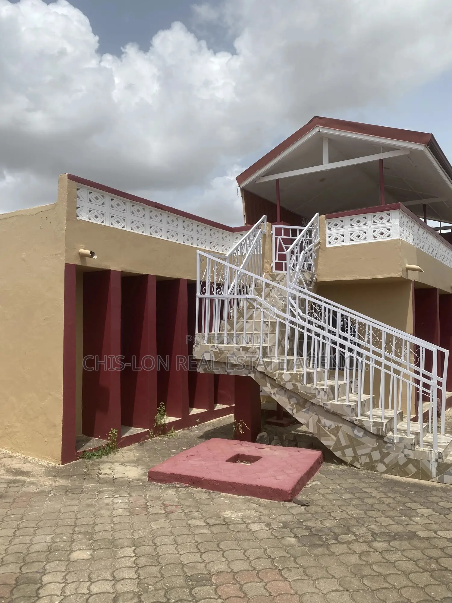 4bdrm Apartment in Chis-Lon Broker’S, New Market for rent