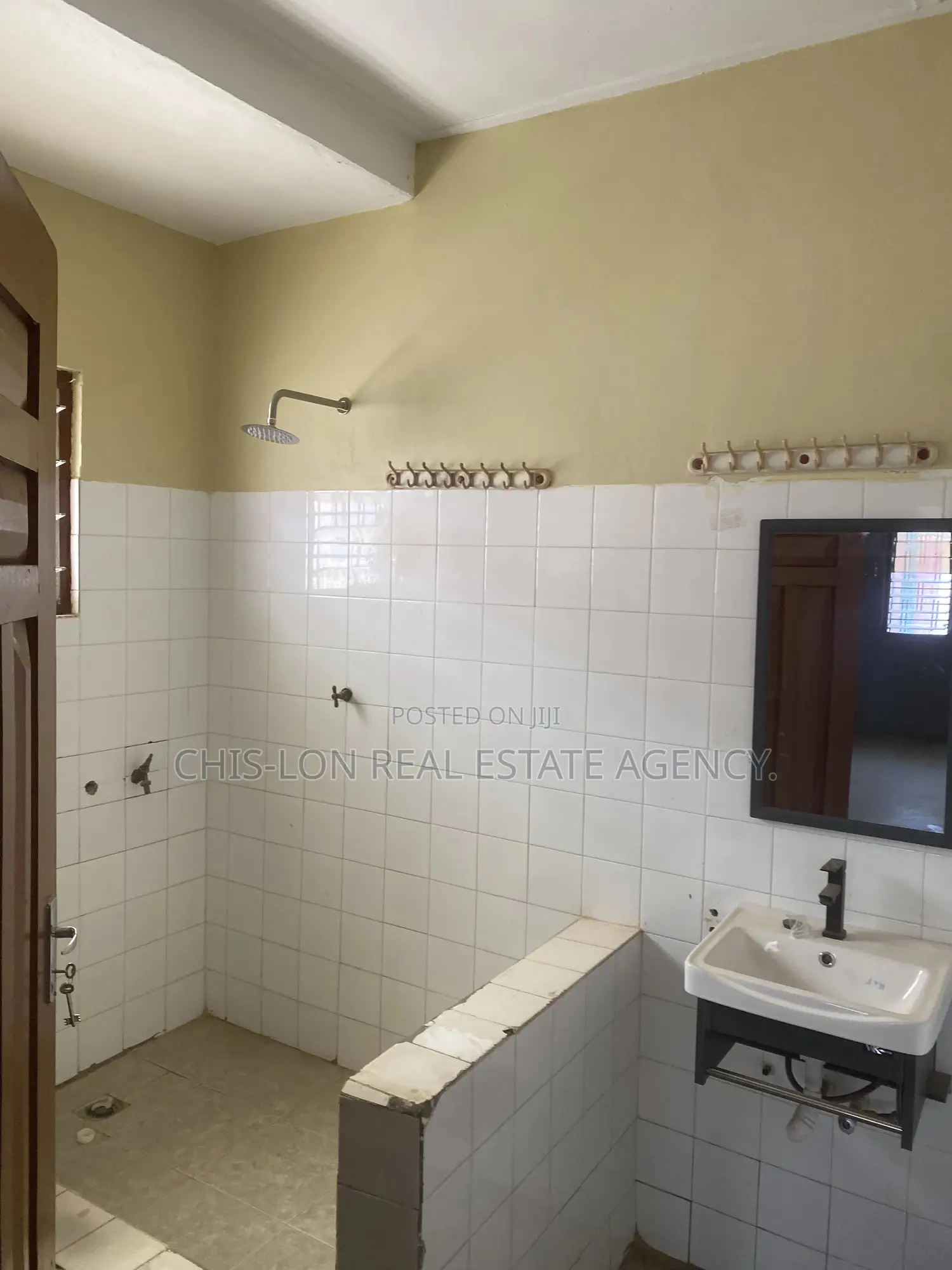 4bdrm Apartment in Chis-Lon Broker’S, New Market for rent