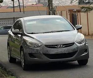Hyundai Elantra 2011 Gray
