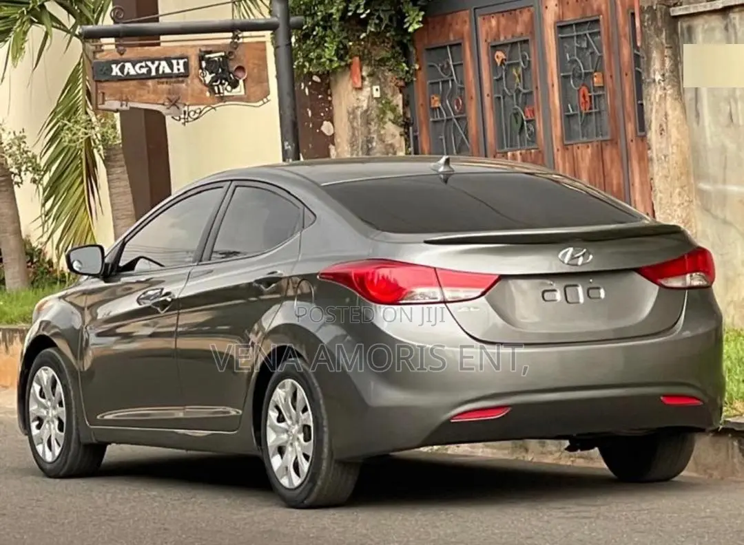 Hyundai Elantra 2011 Gray