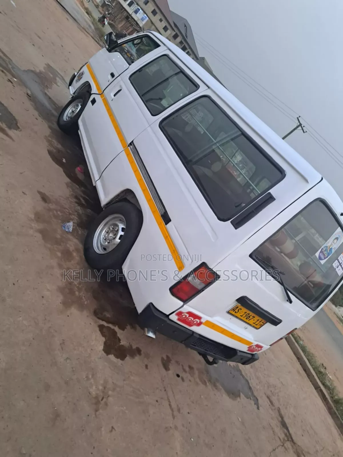 Nissan Caravan (Urvan) 2005 White