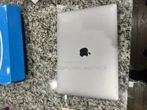 Laptop Apple MacBook Pro 2020 16GB Intel Core i7 SSD 512GB