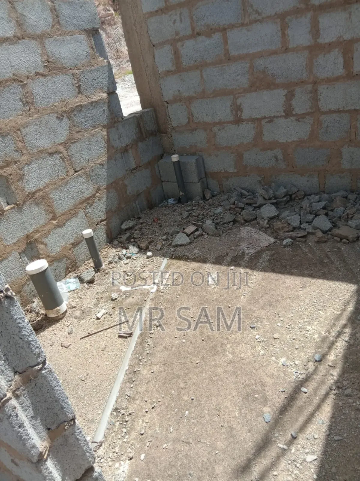 5bdrm House in Around West Hills for sale