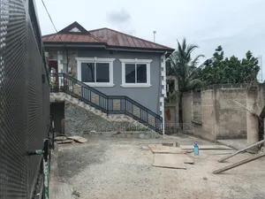 8bdrm House in Asokore Mampong, Kumasi Metropolitan for sale