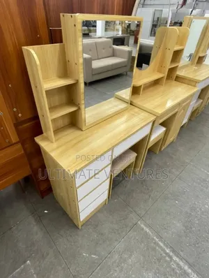 Vanity Dressing Table With Mirror and Storage Drawers