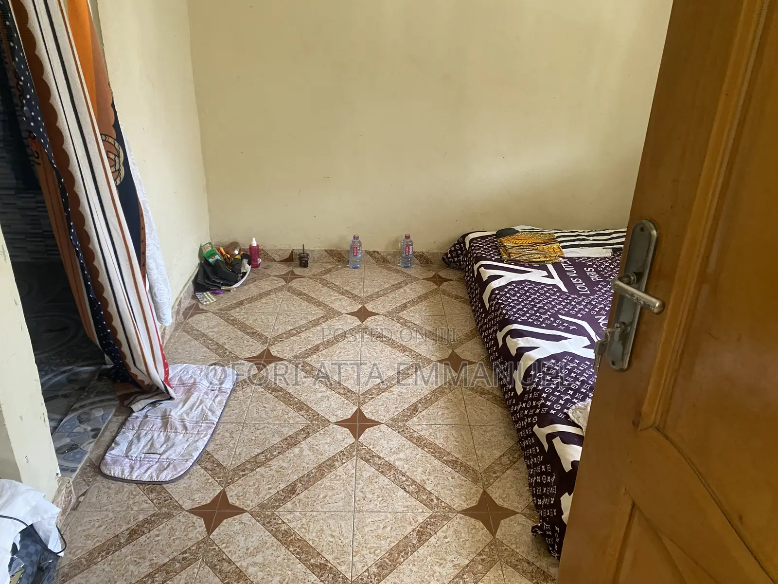 2bdrm Apartment in Amasaman 3 Junction, Pokuase for rent