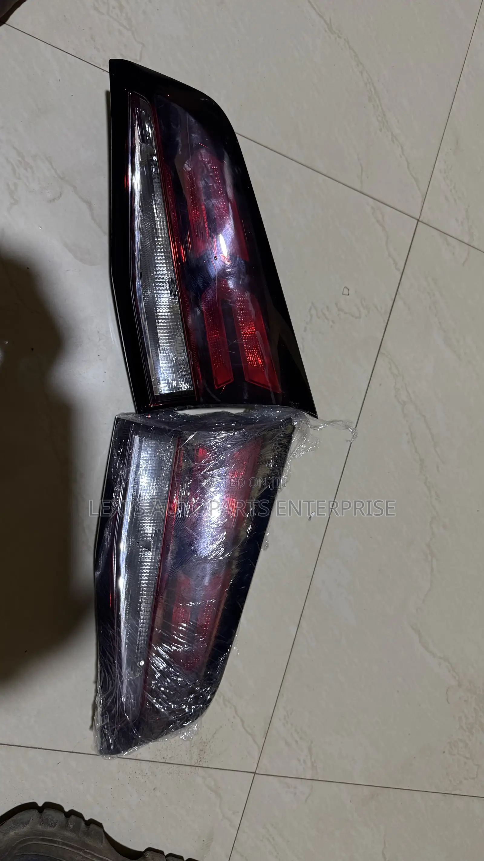 Chevrolet Equinox 2021,2022,2023 Tailgate Light Available