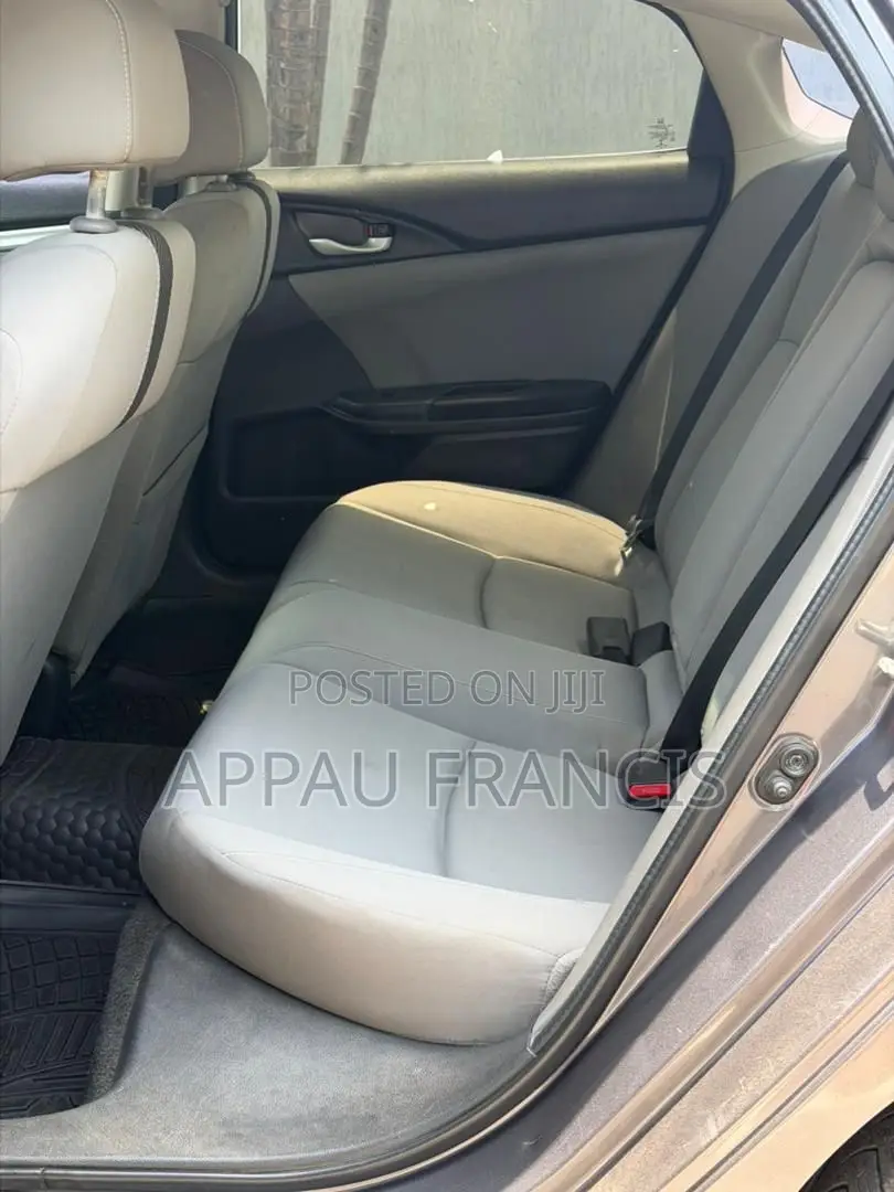 Honda Civic 2017 Silver
