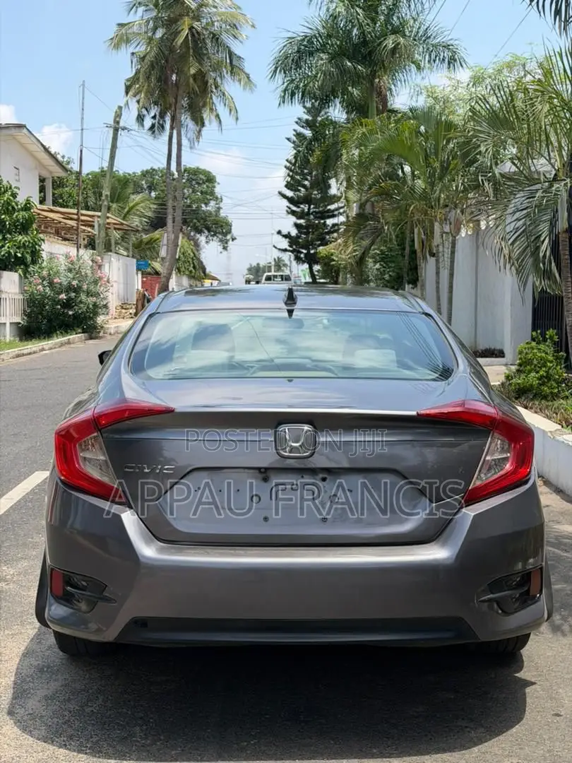 Honda Civic 2017 Silver