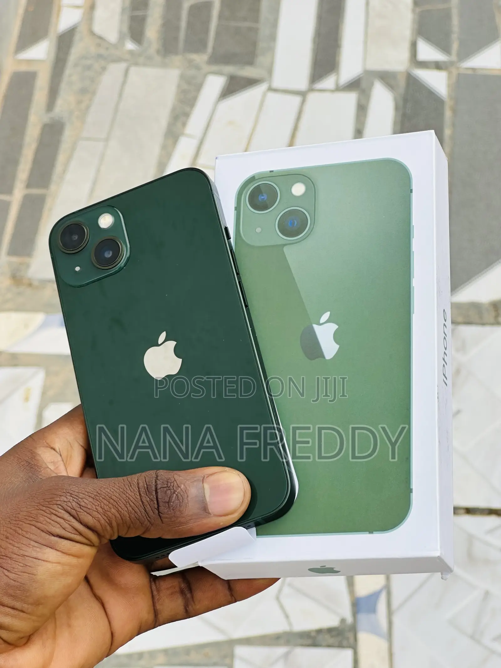 Apple iPhone 13 128 GB Green