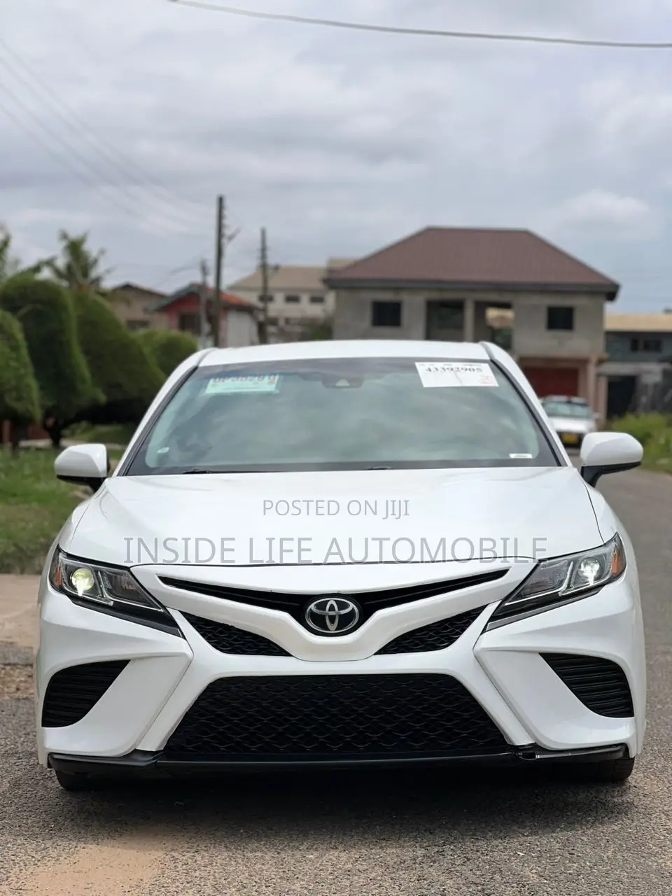 Toyota Camry 2018 White